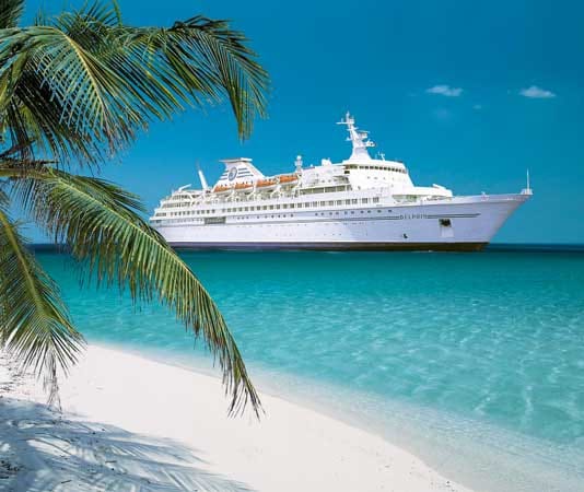 Die "MS Delphin" ist auch in südlichen Gefilden unterwegs. So geht's beispielsweise vom 21.2.-4.3.2013 nach Trinidad.