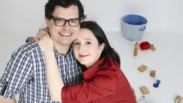 Kinderwunsch: Christian und Isabella erzählen ihre Kinderwunsch-Geschichte: Wie ein unfruchtbarer Mann "Endlich Papa" wurde. Kinderwunsch: Christian und Isabella erzählen ihre Kinderwunsch-Geschichte: Wie ein unfruchtbarer Mann "Endlich Papa" wurde.