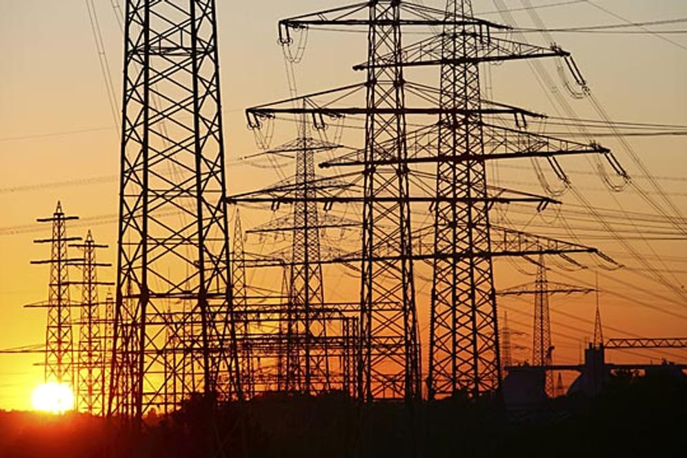 Strom wird 2013 im Durchschnitt um zwölf Prozent teurer