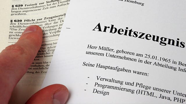 Ein zu schlechtes Arbeitszeugnis kann den alten Arbeitgeber teuer zu stehen kommen