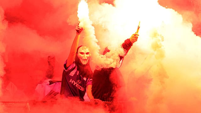Pyrotechnik in Bundesliga-Stadien Pyrotechnik in Bundesliga-Stadien