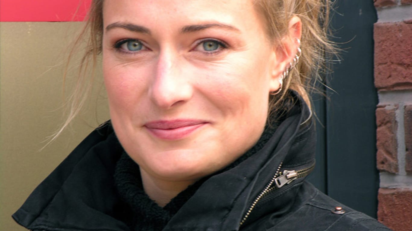 GZSZ-Darstellerin Eva Mona Rodekirchen hat ihr erstes Kind zur Welt gebracht.