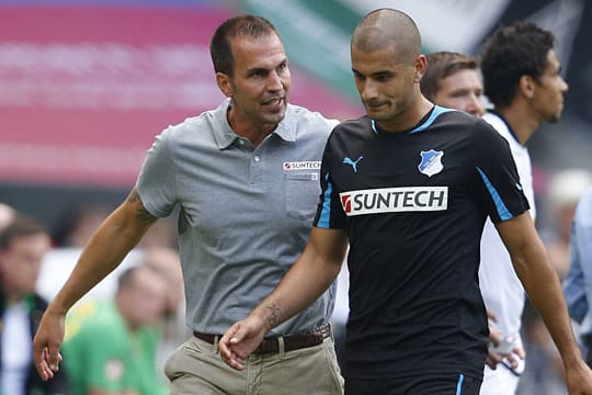 Zwiegespräch: Markus Babbel (rechts) sagte unschöne Dinge über Eren Derdiyok, nun konterte der Hoffenheimer Spieler.