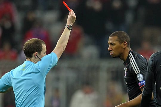 Rote Karte mit Folgen: Jerome Boateng.