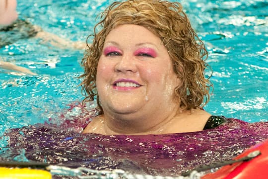 Wetten, dass..?": Cindy aus Marzahn ging baden.