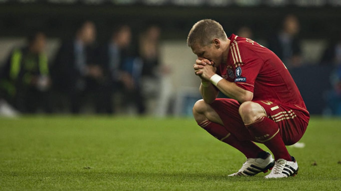 Bastian Schweinsteiger nach dem verschossenen Elfmeter im Champions-League-Finale