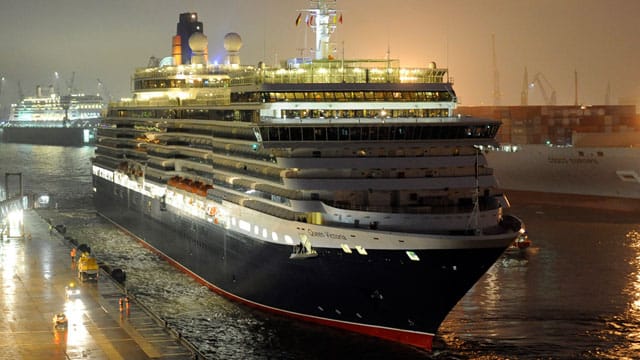 "Queen Victoria" in Hamburg