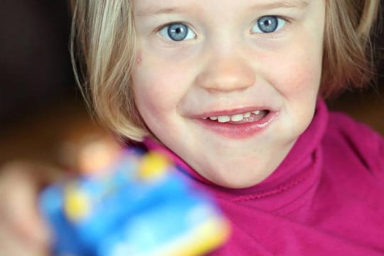 Fantasiefreunde: Noch bevor Neele (heute 4) in den Kindergarten kam, erschuf sie sich ihre fantastischen Freunde Huks und Keus.