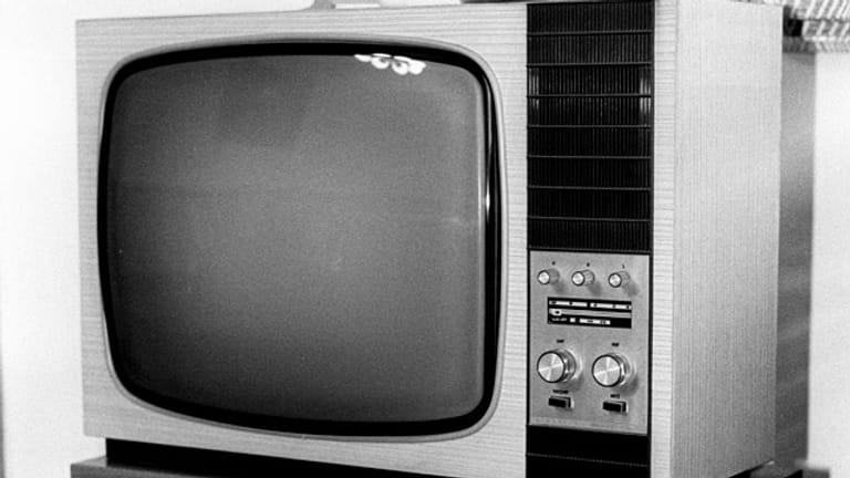 Schwarz-Weiß-Fernseher.