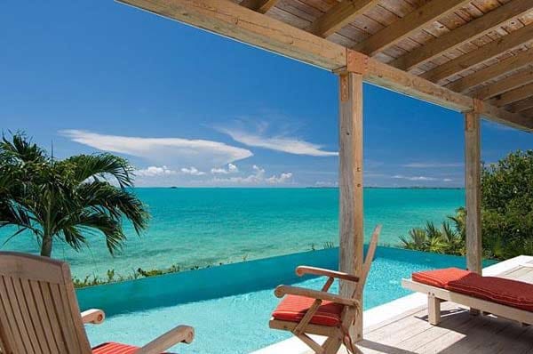 "Oceanside Tower Villa" auf den karibischen Turks- und Caicosinseln.