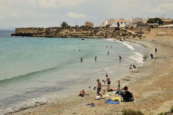 Der Strand Playa Grande ist ein beliebter Badeort.