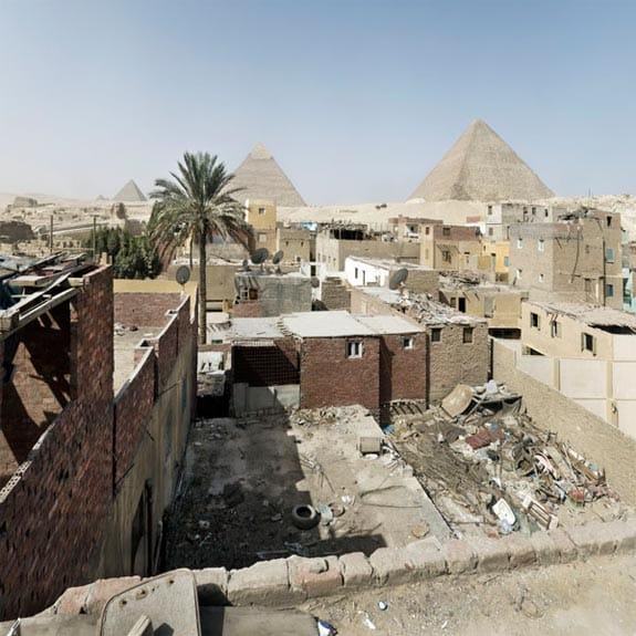 Die Pyramiden von Gizeh in Ägypten, rund 15 Kilometer vom Zentrum der Hauptstadt Kairo entfernt.