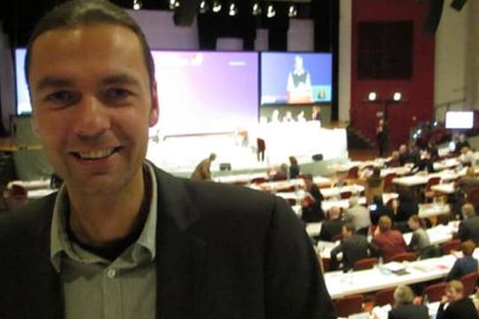 SPD-Kandidat Bernd Lynack gewann den entscheidenden Wahlkreis für Rot-Grün.