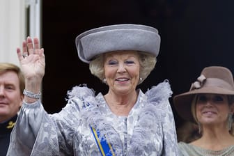Königin Beatrix dankt ab. Thronfolger wird ihr Sohn, Kronprinz Willem-Alexander.