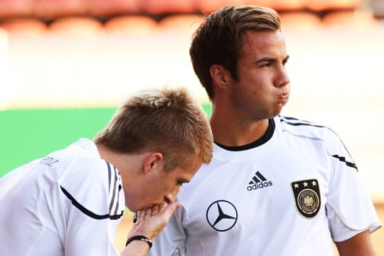 Marco Reus (li.) und Mario Götze werden nicht zur Nationalmannschaft reisen.