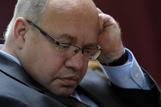 Pläne zur Strompreissenkung: Bundesumweltminister Peter Altmaier stößt auf heftigen Widerstand