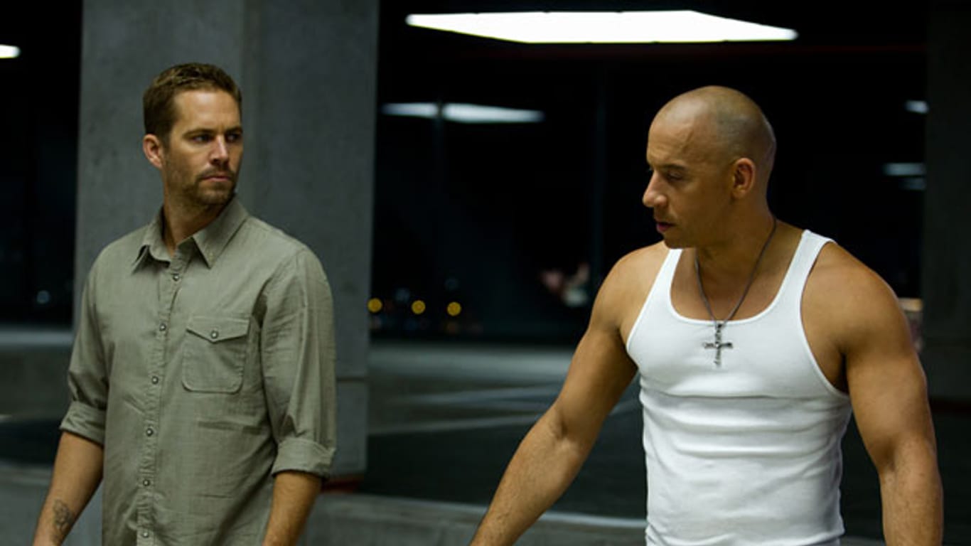 Brian O'Connor (Paul Walker, li) und Dom Toretto (Vin Diesel) sind zurück.