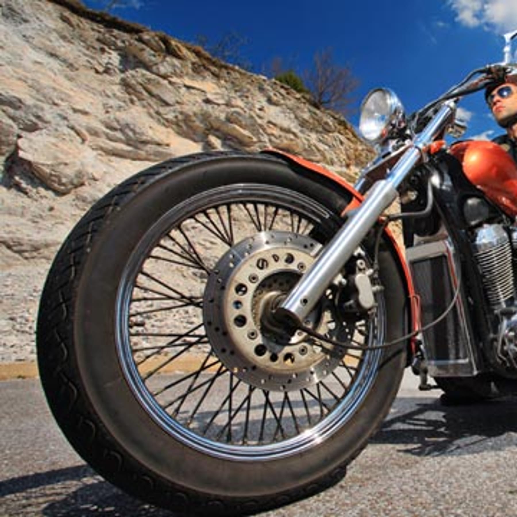 Motorrad Speichen und Felgen reinigen - 3 Tipps vom Experten