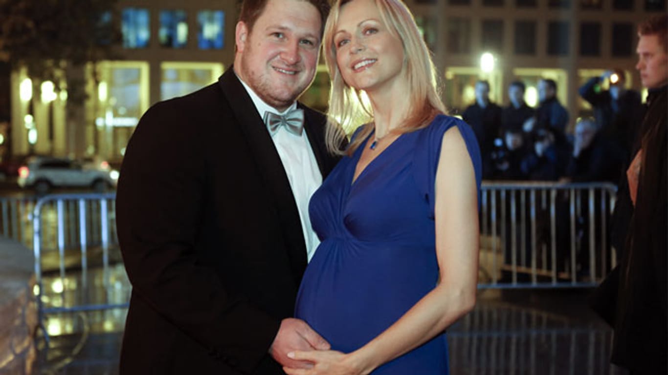 Matthias Steiner und seine Frau, die Moderatorin Inge Posmyk, freuen sich über ihren zweiten Sohn.