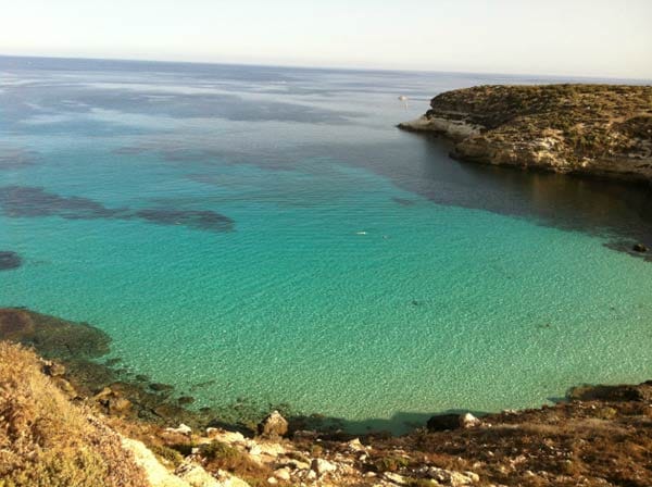 Der schönste Strand weltweit: Der Kaninchenstrand "Spiaggia dei Conigli" auf Lampedusa in Italien schaffte es auf den ersten Platz der aktuellen Tripadvisor-Liste 2013.