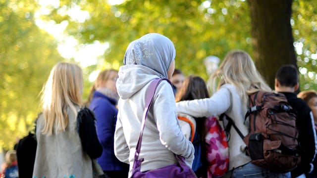 Die kulturelle Entfremdung türkischer Pflegekinder in Pflegefamilien in der EU missfällt der türkischen Regierung.