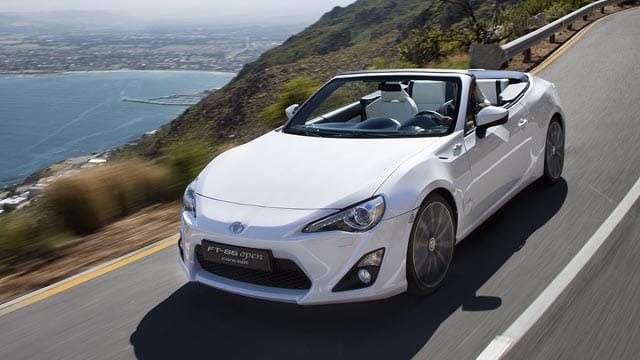 Der Toyota GT86 Cabrio soll spätestens 2014 in Serie gehen.