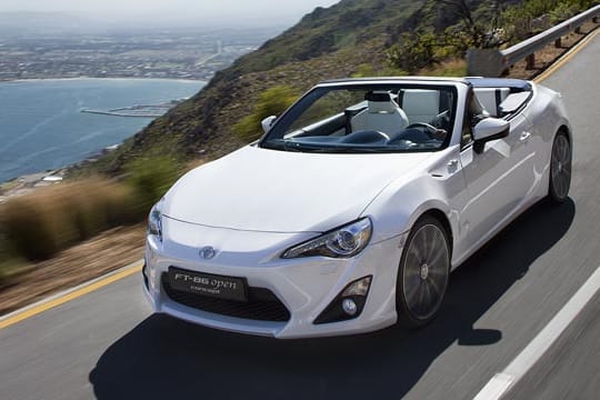 Der Toyota GT86 Cabrio soll spätestens 2014 in Serie gehen.