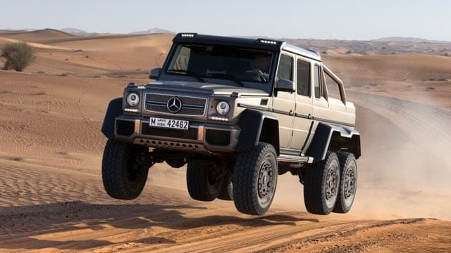 Durch die Wüste im Mercedes G 63 AMG 6x6