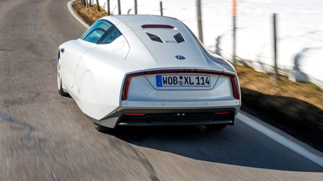 VW XL1 in Fahrt