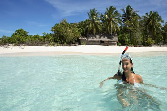 Geringer Zeitunterschied, großer Temperaturunterschied: Die Malediven sind für einen Strandurlaub an Ostern mehr als geeignet.