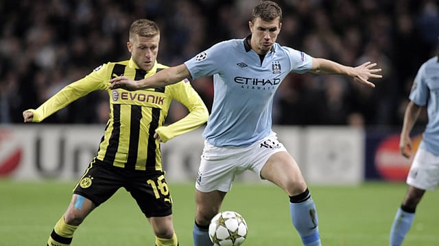 Schon länger wird über einen Wechsel von Edin Dzeko zum BVB spekuliert. Schon länger wird über einen Wechsel von Edin Dzeko zum BVB spekuliert.