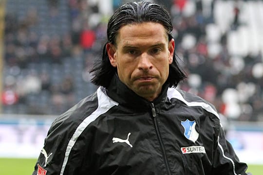 Hoffenheims Tim Wiese droht mit rechtlichen Schritten.