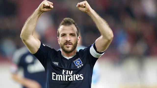 Rafael van der Vaart ist von der Rückkehr auf die europäische Fußball-Bühne überzeugt. Rafael van der Vaart ist von der Rückkehr auf die europäische Fußball-Bühne überzeugt.