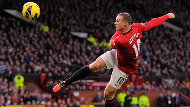 Stürmt Wayne Rooney bald im Trikot des FC Bayern?
