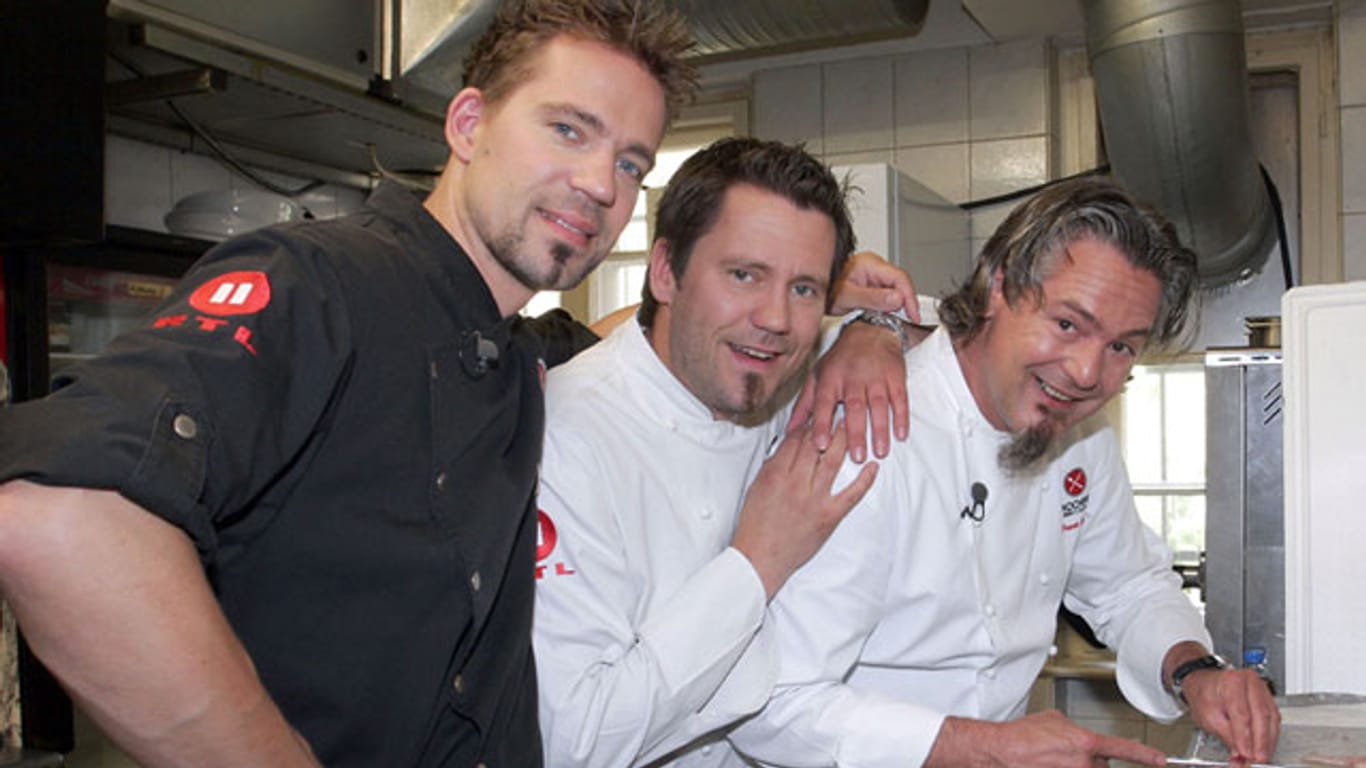 Die Köche Andreas Schweiger (links), Mike Süsser und Frank Oehler von der RTL II-Doku-Soap "Die Kochprofis".