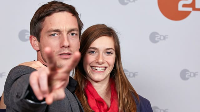 Nicht nur im Film verliebt: Miriam Stein (24) und Volker Bruch (33).