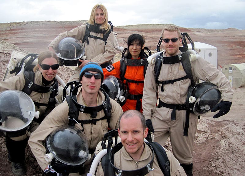 14 Tage auf Mars-Mission in der Wüste von Utah. Eine ungewöhnliche Erfahrung für die sechsköpfige Forscher-Crew um Volker Maiwald (vorne im Bild).