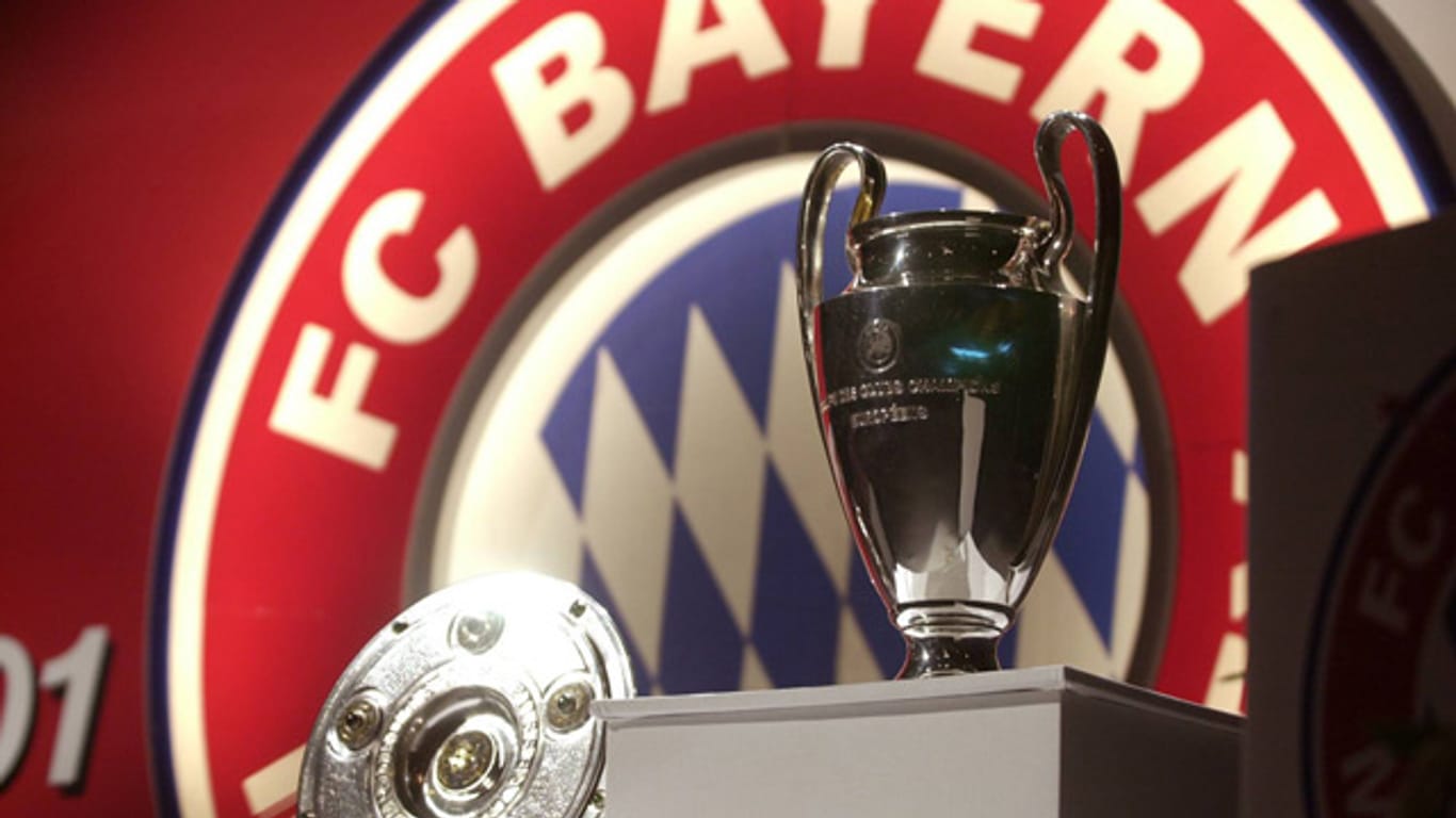 Der FC Bayern wurde bisher 22 Mal Deutscher Meister, 15 Mal Pokalsieger, vier Mal Champions-League-Sieger und zwei Mal Weltpokalsieger.
