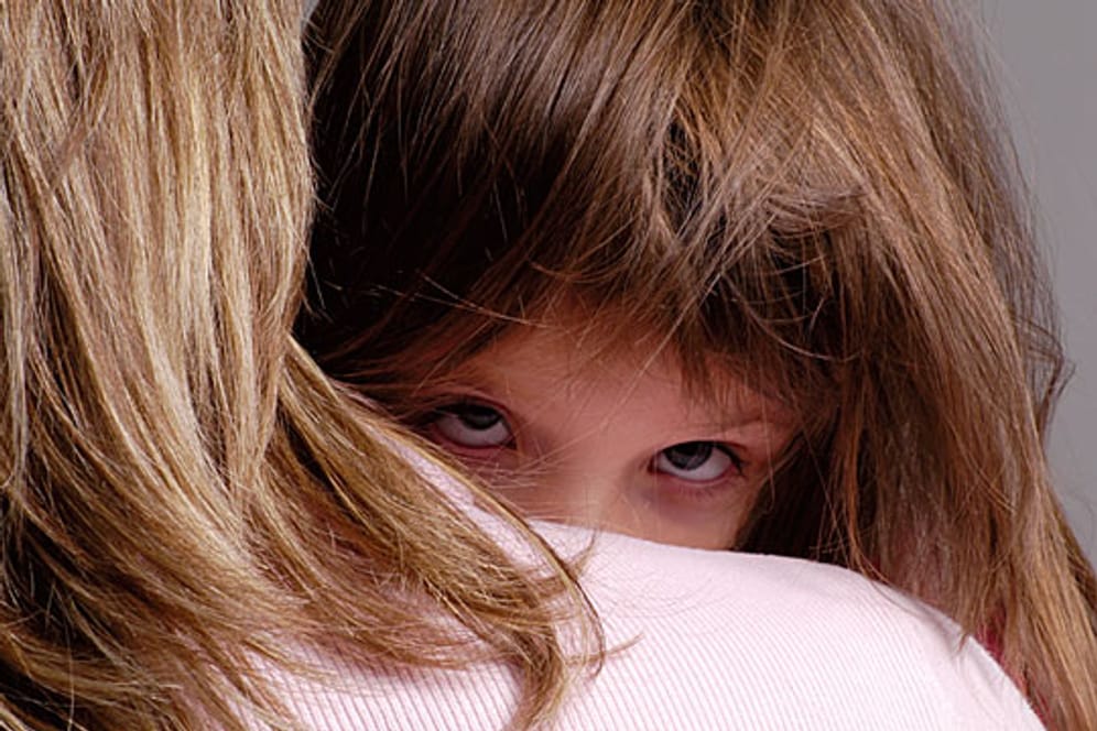 Wenn Eltern psychisch krank sind, leiden vor allem auch die Kinder darunter.