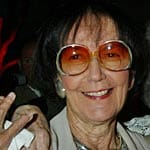 Die US-Drehbuchautorin und frühere Präsidentin der Oscar-Academy Fay Kanin ist am 27. März 2013 im Alter von 95 Jahren gestorben. Als zweite Frau der Geschichte stand sie von 1979 bis 1983 an der Spitze der Organisation.