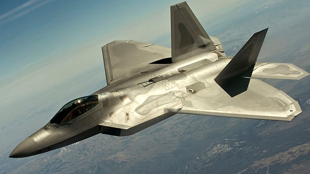 Tarnkappen-Jets des Typs F-22 Raptor