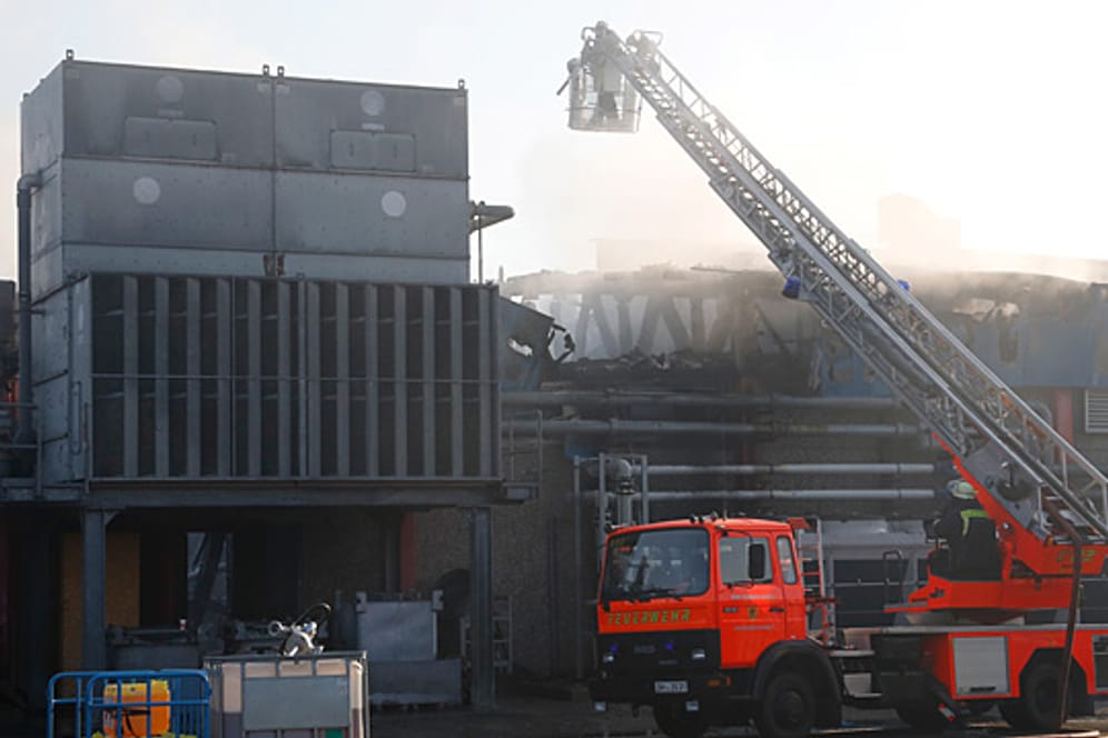 Diepholz: Schwerer Brand in einer Tonträger-Fabrik