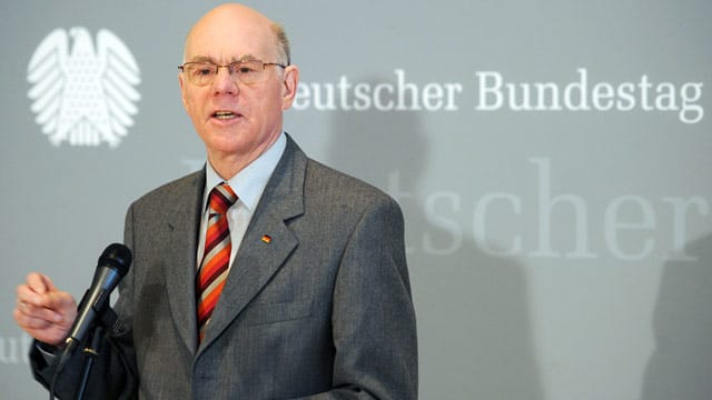 Bundestagspräsident Norbert Lammert (CDU) wirbt dafür, dass das Parlament noch vor seiner Neuwahl im September die Abgeordnetendiäten neu regelt.
