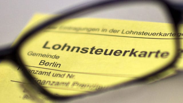 Änderungen 2013: Grundfreibetrag für Steuerzahler steigt ab April