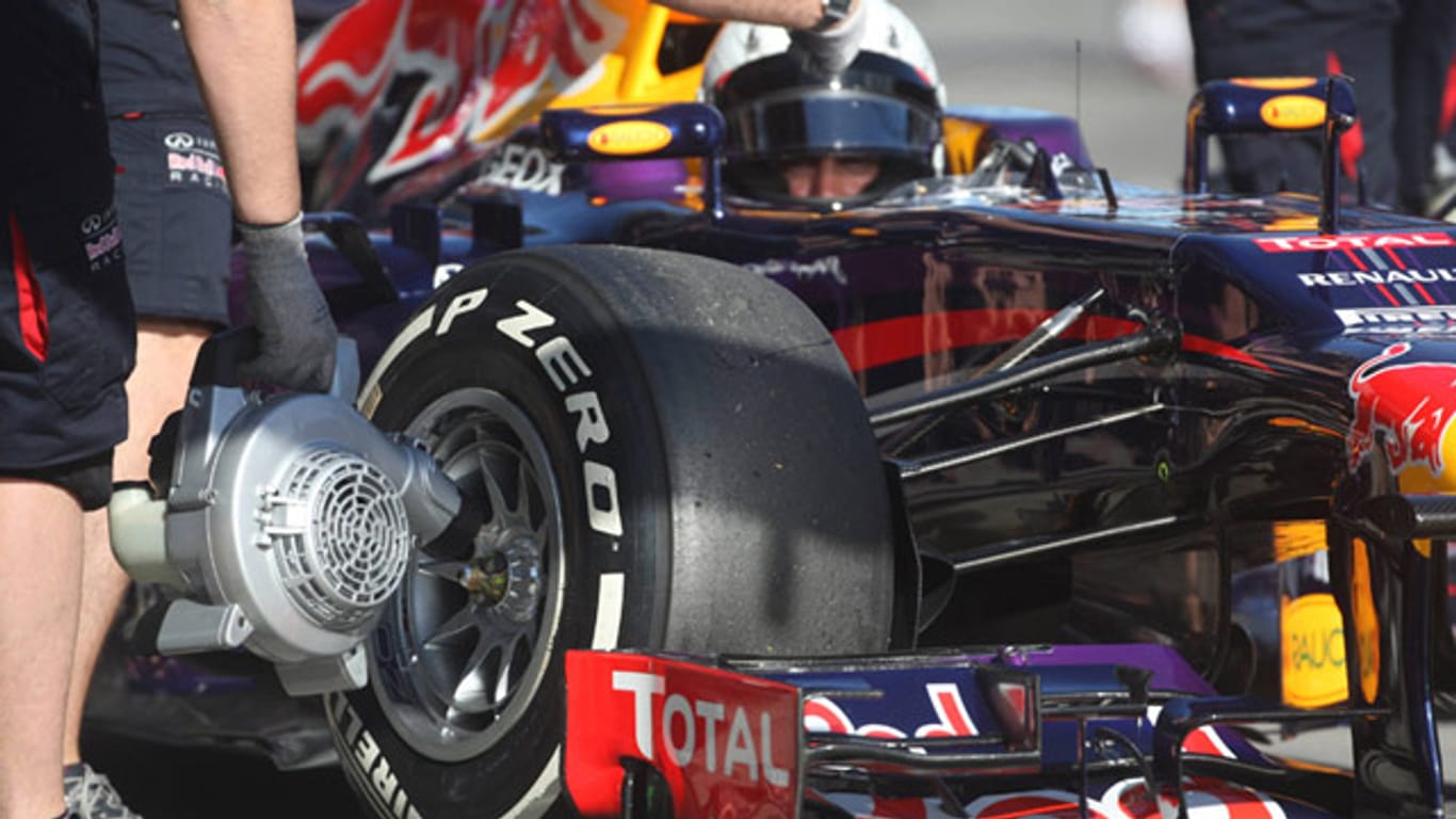 Besonders Red Bull hat Schwierigkeiten mit den neuen Reifen.