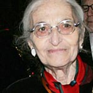 Autorin Ruth Prawer Jhabvala ist tot. Die zweifache Oscar-Preisträgerin ist am 3. April 2013 im Alter von 85 Jahren nach langer Krankheit gestorben.