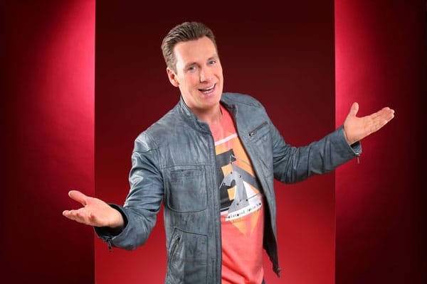 Ex-"Big Brother"-Bewohner und Schlagersänger Jürgen Milski ist vor allem Konkurrent Paul Jahnke ein Dorn im Auge: "Wir werden dir die Hölle heiß machen, dass du diesen Wettkampf nicht gewinnst". Ex-"Big Brother"-Bewohner und Schlagersänger Jürgen Milski ist vor allem Konkurrent Paul Jahnke ein Dorn im Auge: "Wir werden dir die Hölle heiß machen, dass du diesen Wettkampf nicht gewinnst".