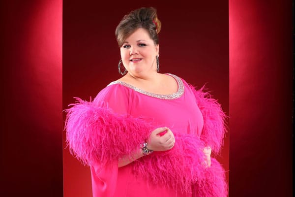 "Böse Mädchen"-Schauspielerin Manuela Wisbeck wird von ihrem Tanzpartner Massimo Sinato ganz liebevoll "Big Mama" genannt. "Böse Mädchen"-Schauspielerin Manuela Wisbeck wird von ihrem Tanzpartner Massimo Sinato ganz liebevoll "Big Mama" genannt.