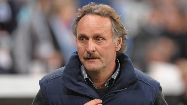 Peter Neururer wird neuer Trainer in Bochum