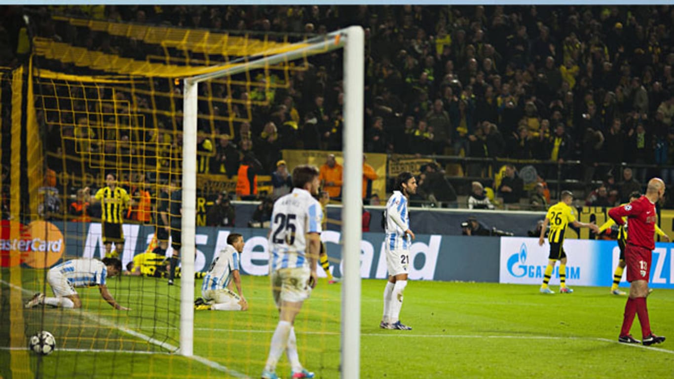 Tief sitzt der Frust beim FC Malaga nach dem bitteren Champions-League-Aus in Dortmund.
